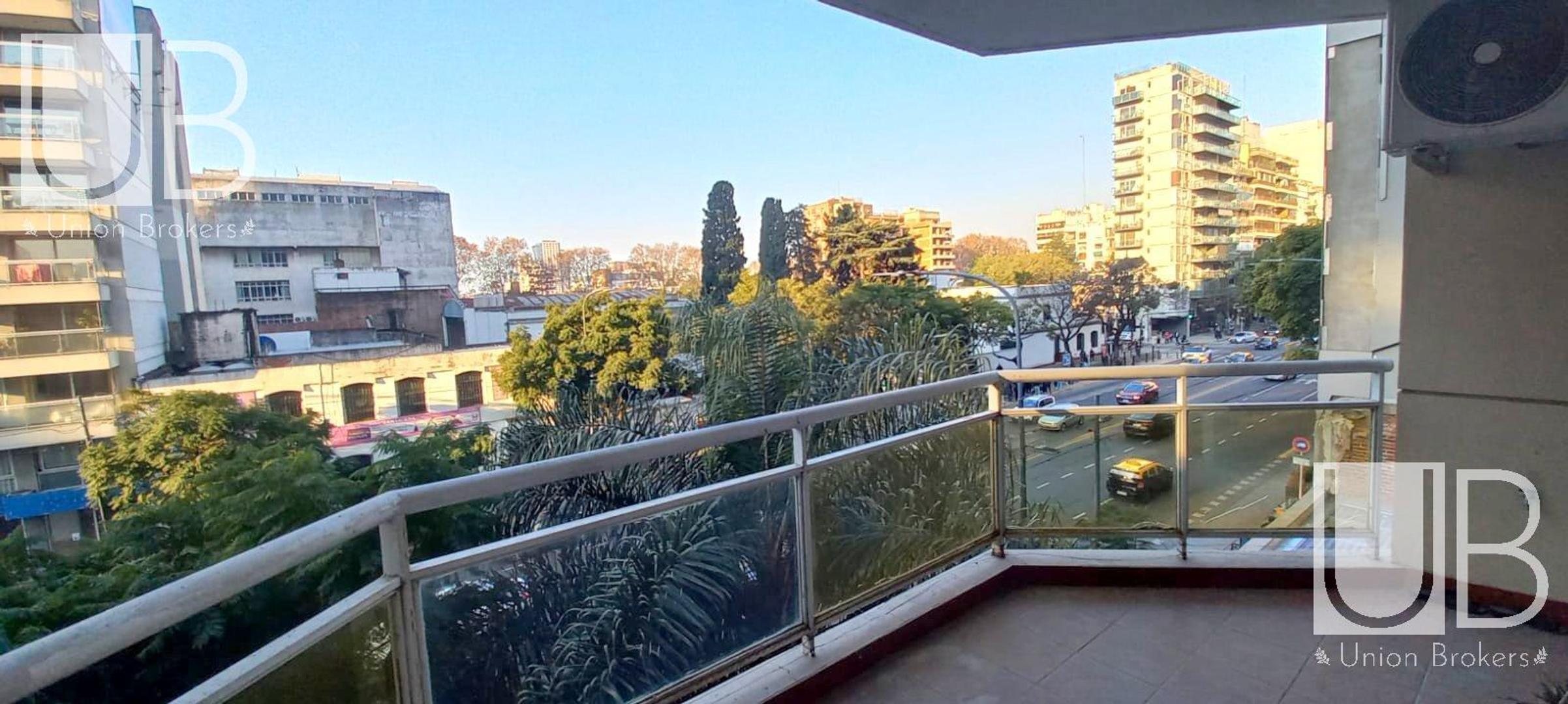 AV DEL LIBERTADOR  al 6100