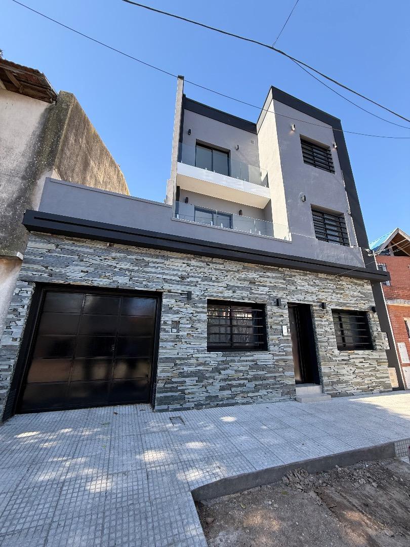 Alquiler departamento 2 Ambientes en Bernal