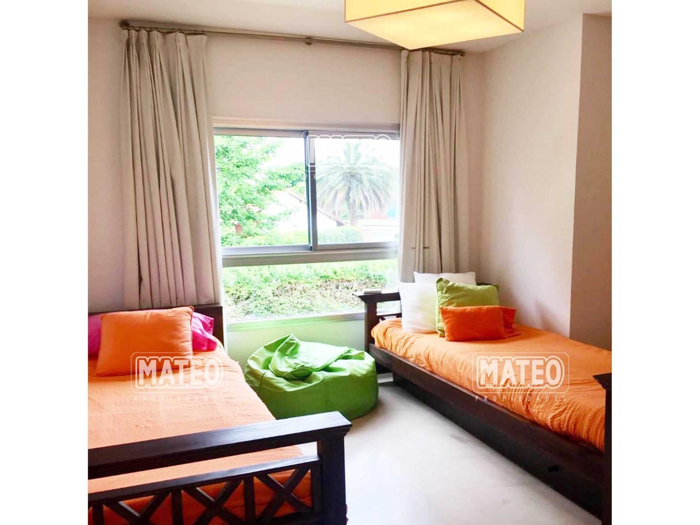 Casa en Venta de 5 dormitorios