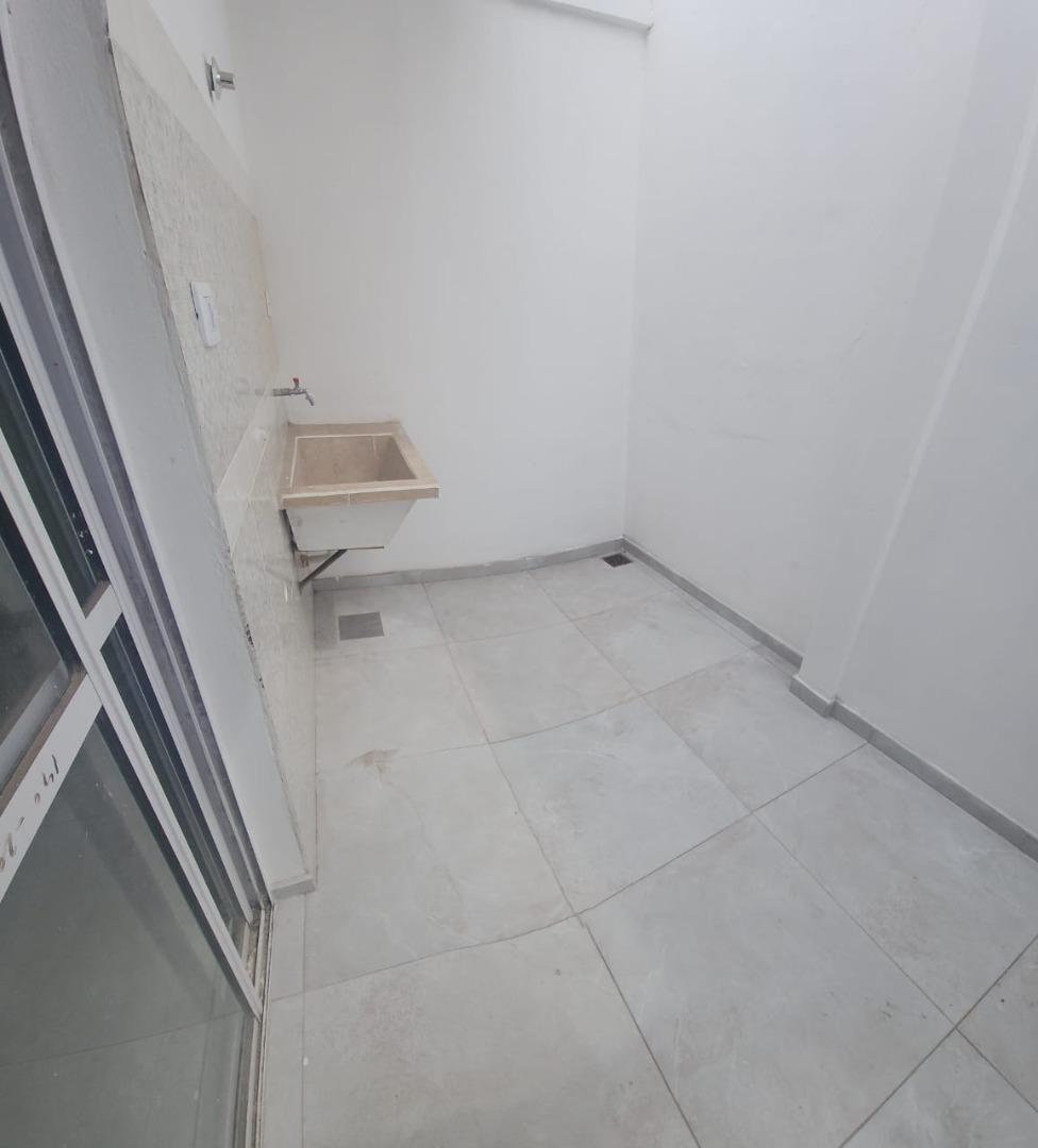 Depto Tipo Casa 2 ambientes con 1 baño