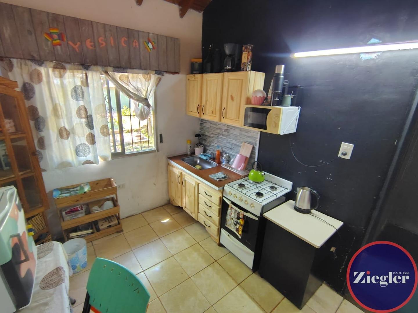 Casa en alquiler c/ cochera en San Miguel