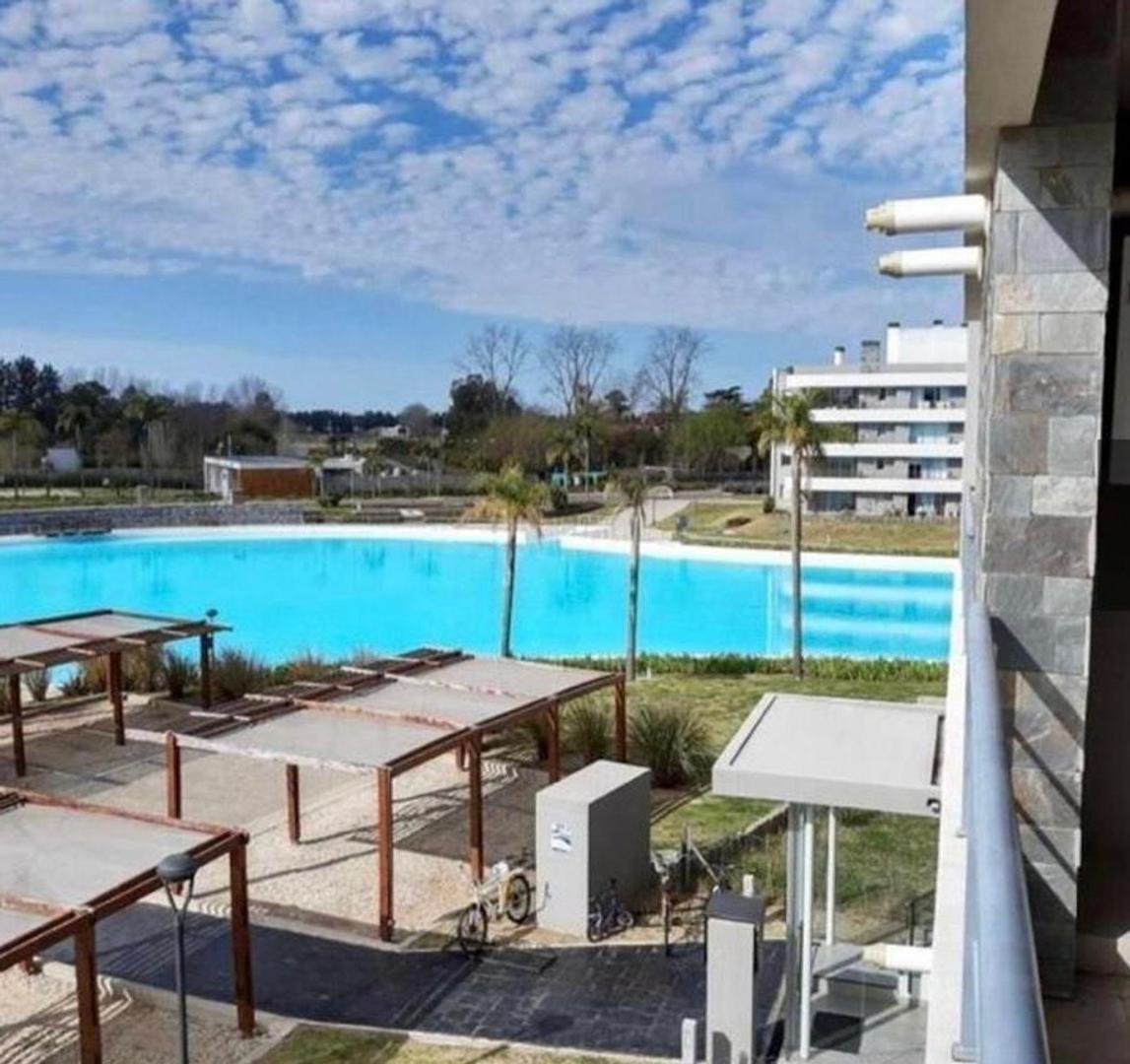 Departamento 2 ambientes en venta en Lagoon Pilar