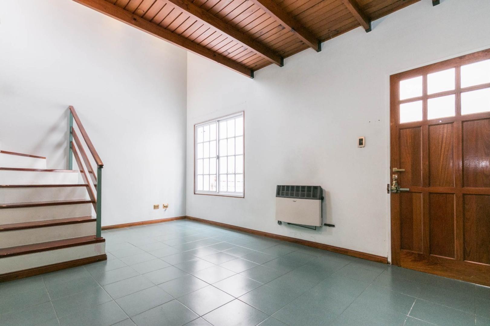 Depto Tipo Casa en Venta de 1 dormitorio
