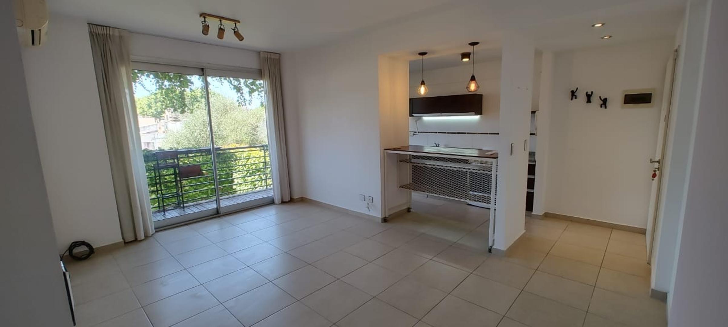 Semipiso 2 amb al cfte con balcon