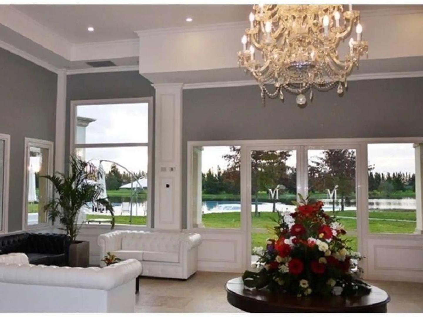 Terreno en Venta en Club Miralagos, USD 55.000