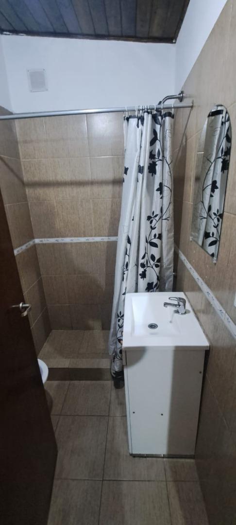 Departamento en Alquiler en Villa Luzuriaga, $ 300.000
