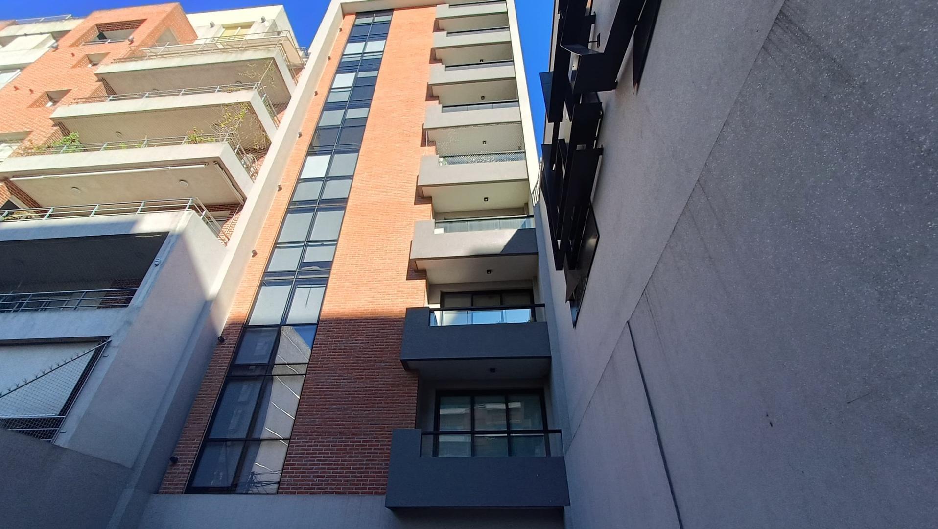 Departamento 2 ambientes con 2 baños