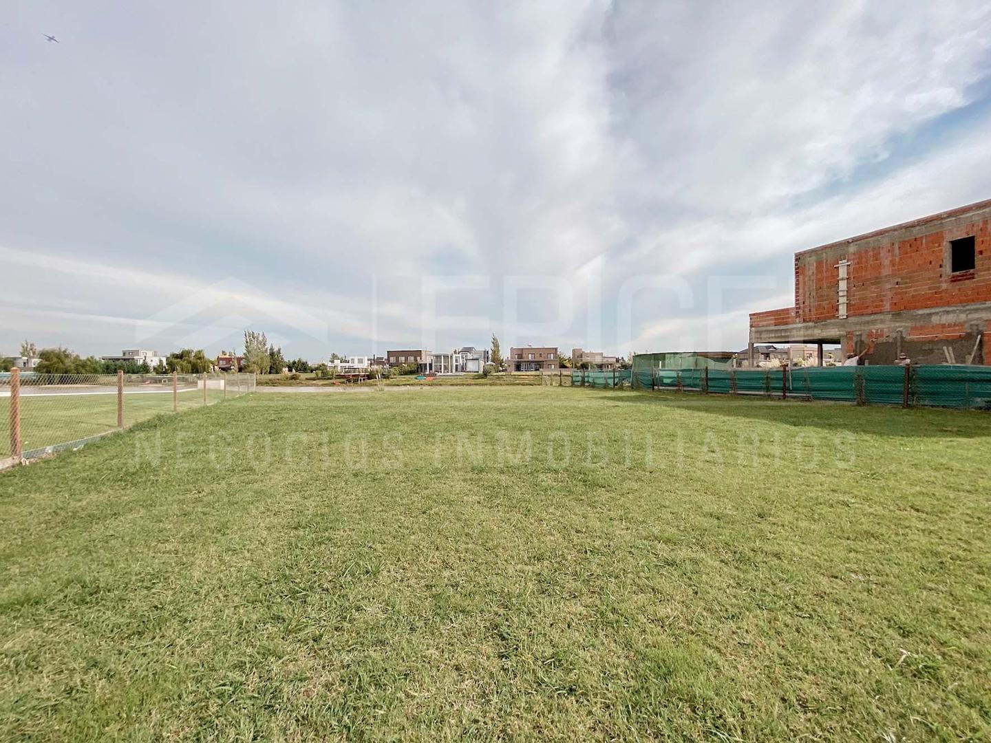 Lote a la laguna - Santa Rita