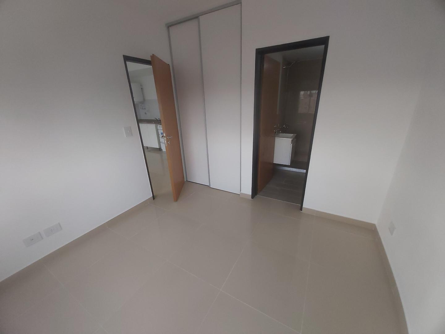 Departamento 2 ambientes con 2 baños