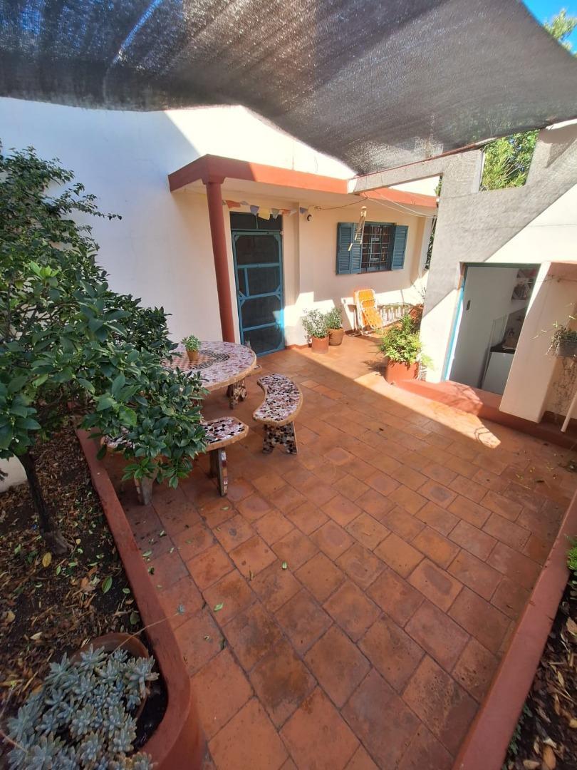 Depto Tipo Casa en Venta de 2 ambientes