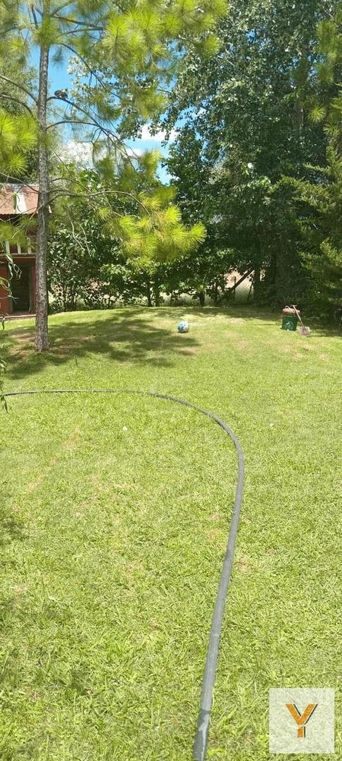 Casa en venta - 4 Dormitorios 2 Baños - 845Mts2 - Entre Ríos