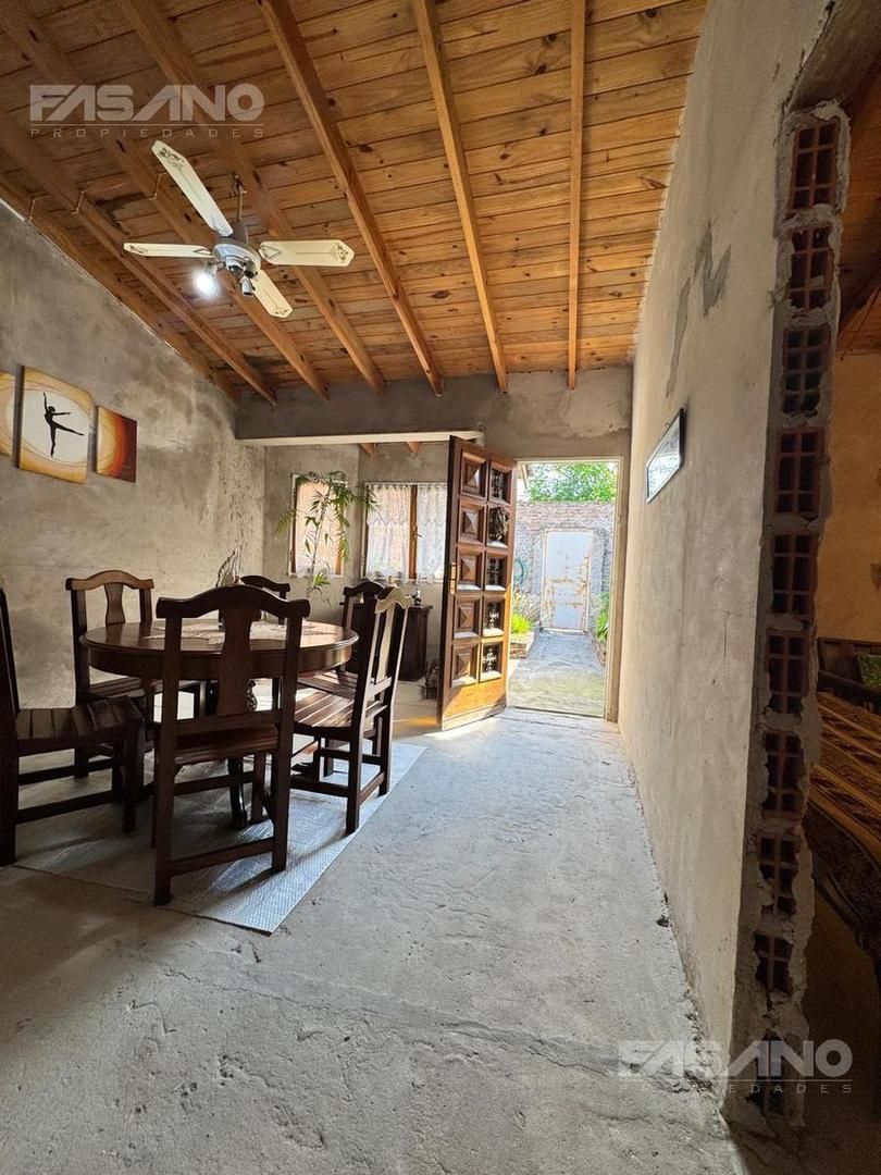 Aristóbulo del Valle al 6300