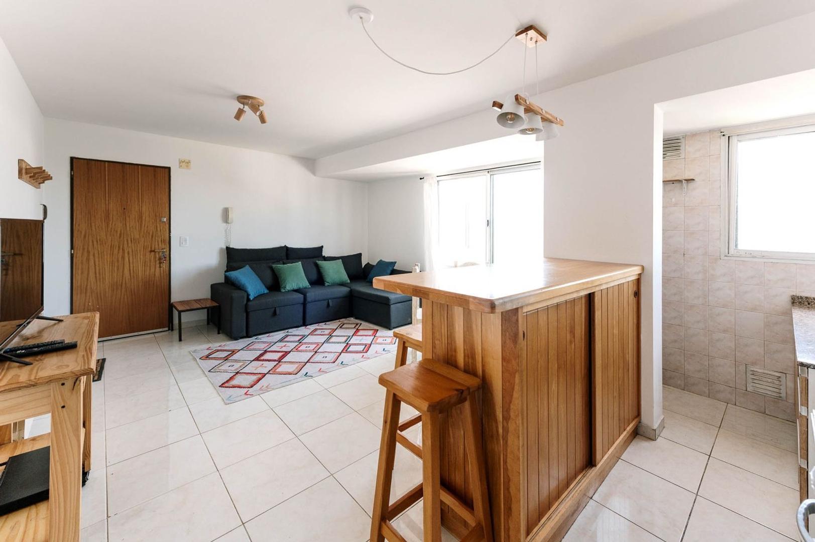 Amplio y luminoso Depto en alquiler x 3 meses