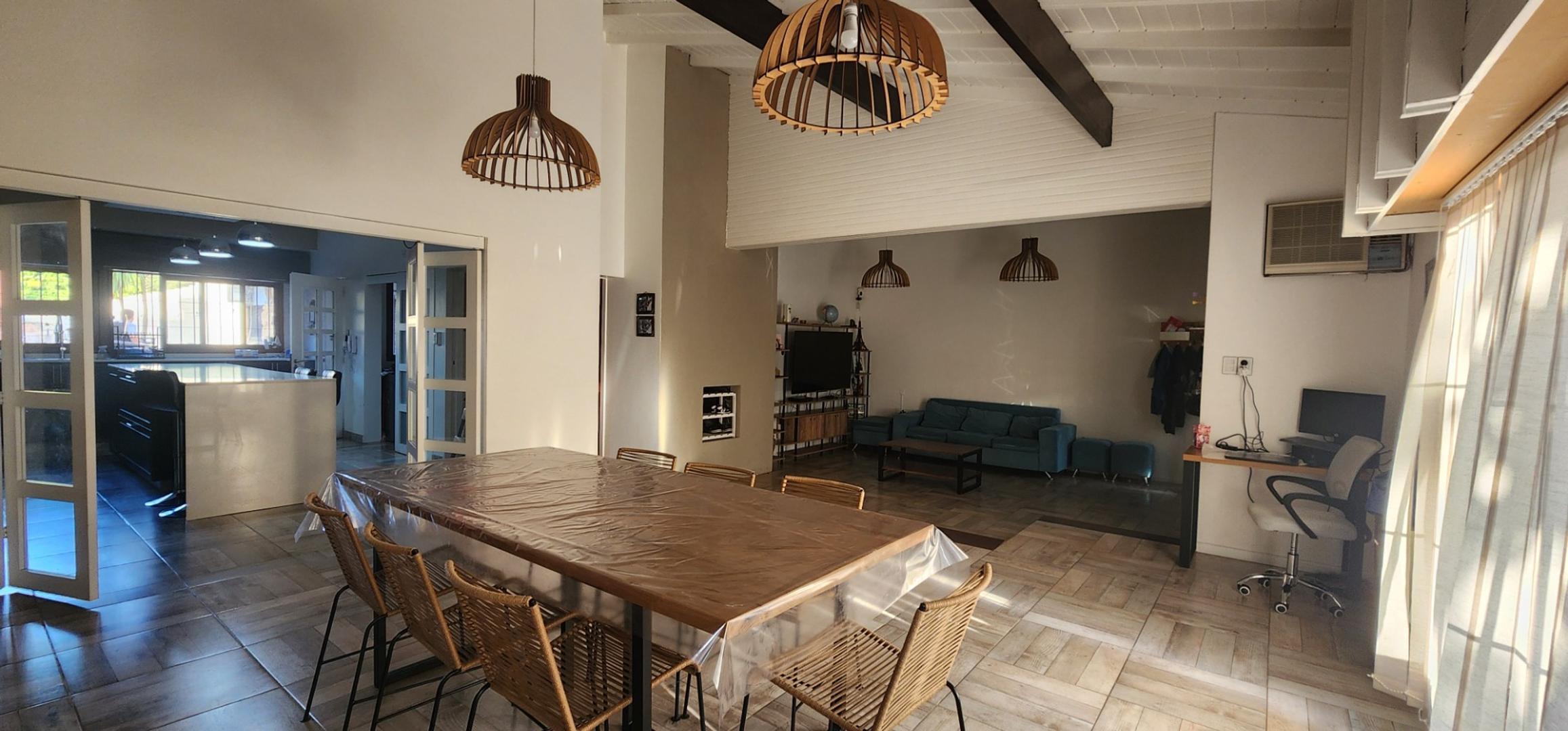 Casa en Venta al Este