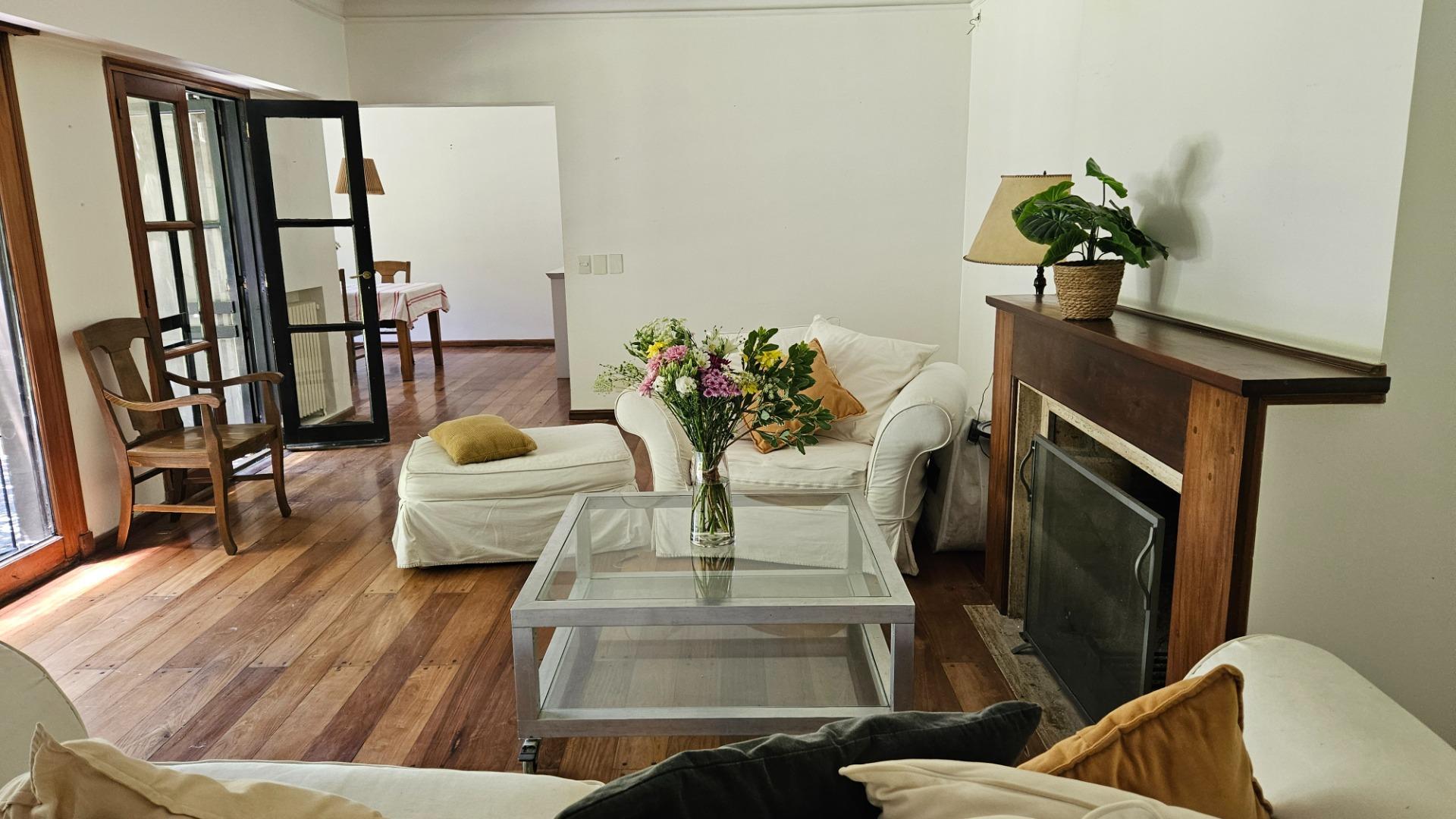 Casa en Alquiler en Martinez, USD 4.200