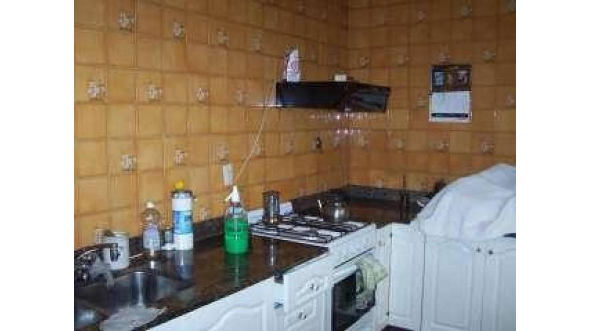 Depto Tipo Casa en Venta en Floresta, USD 280.000