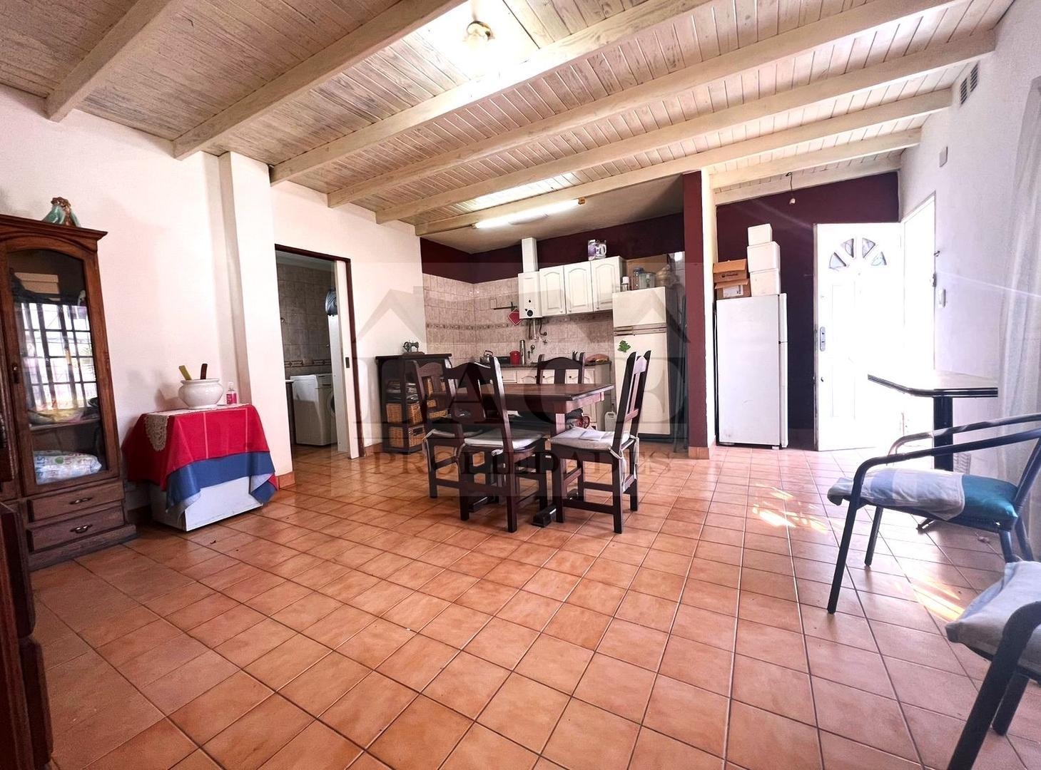 Depto Tipo Casa en Venta de 2 ambientes