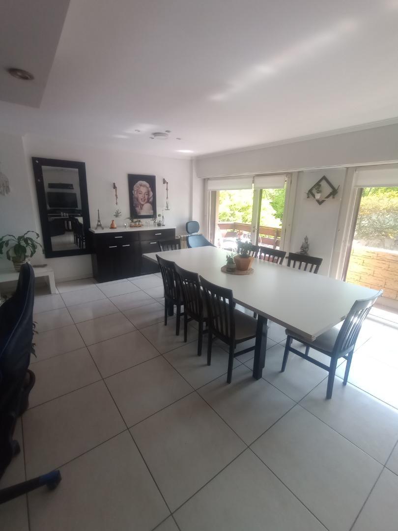 Departamento en Venta de 4 dormitorios
