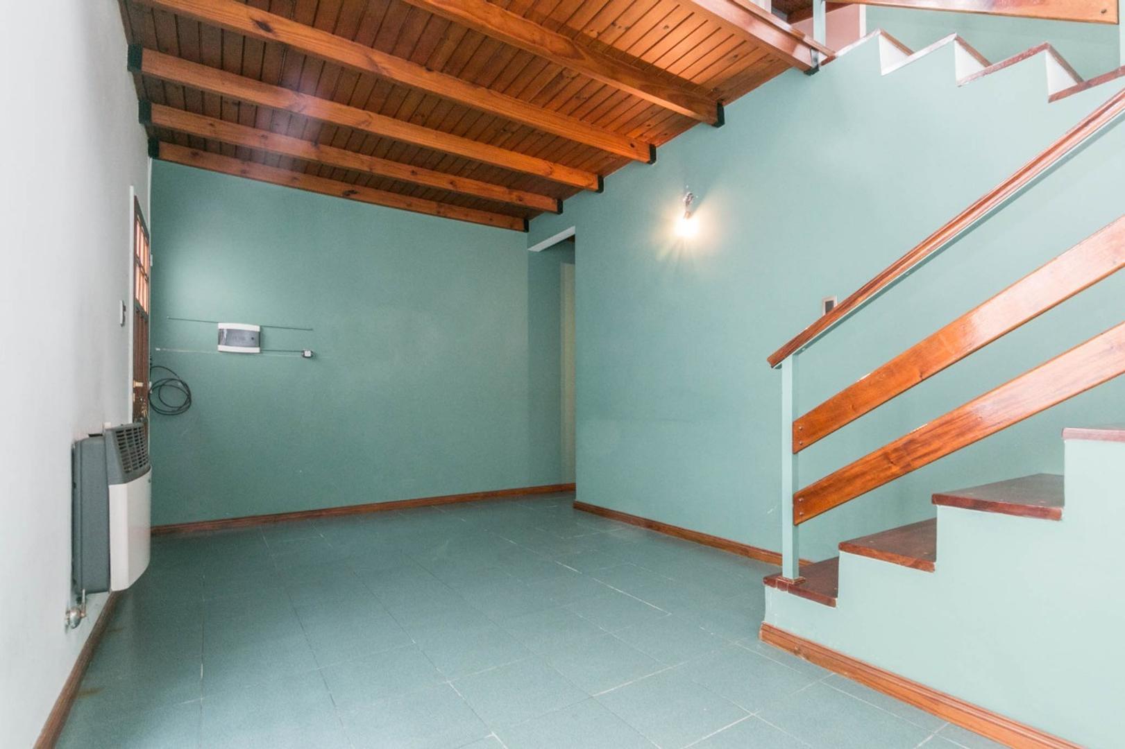 Depto Tipo Casa en Venta al Sur