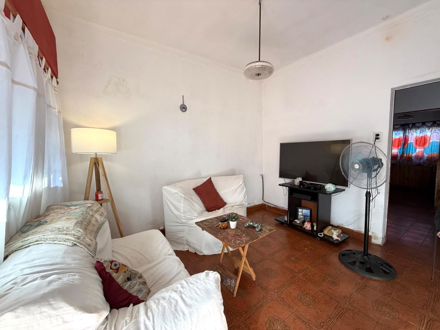 Casa en Venta en Rafael Calzada, USD 65.000