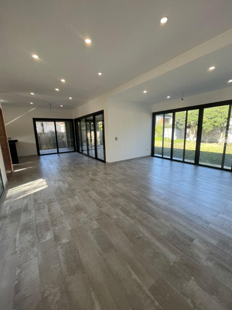 Casa en Venta en Muñiz, USD 250.000