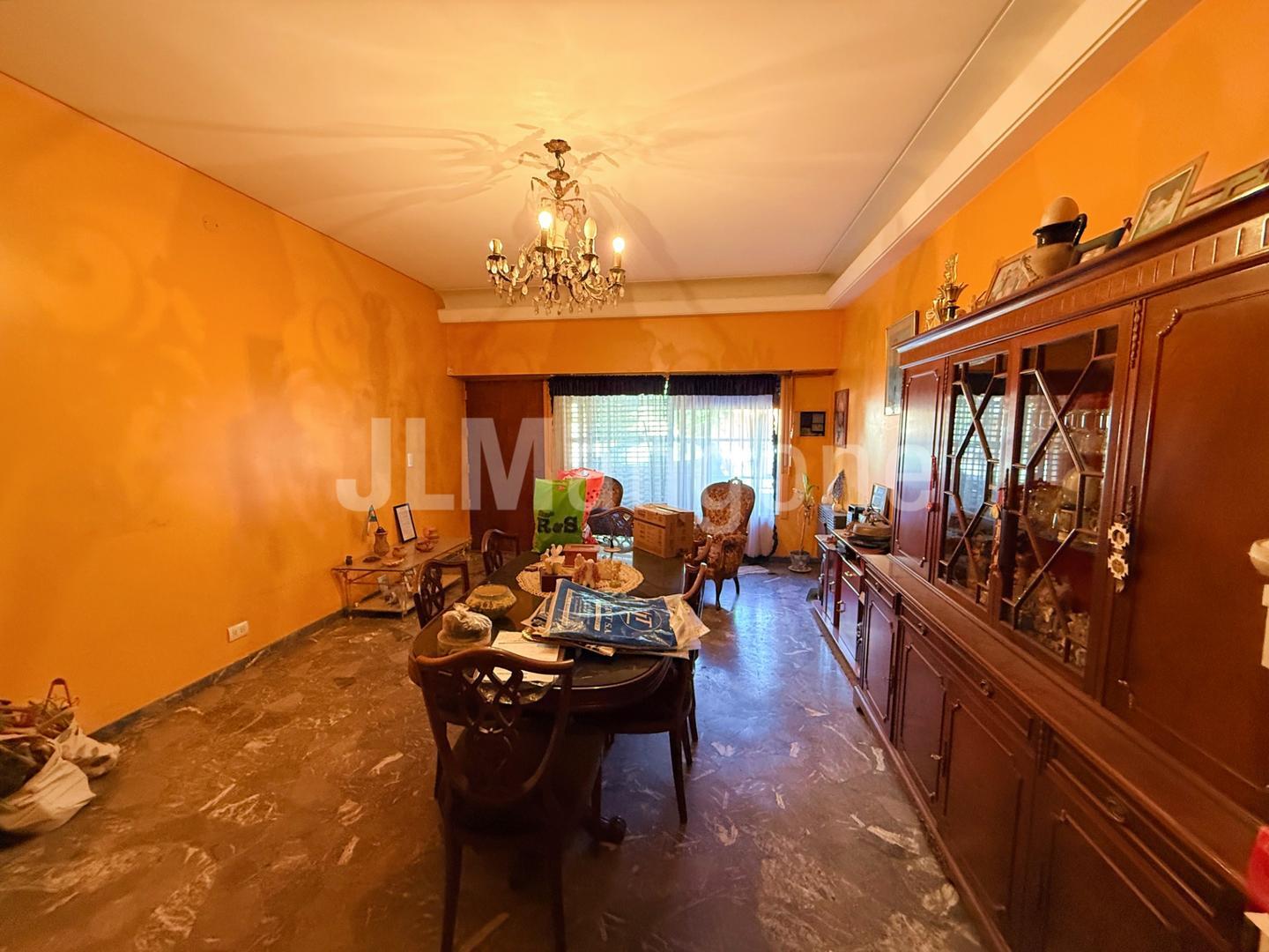 Casa 4 ambientes con 4 baños