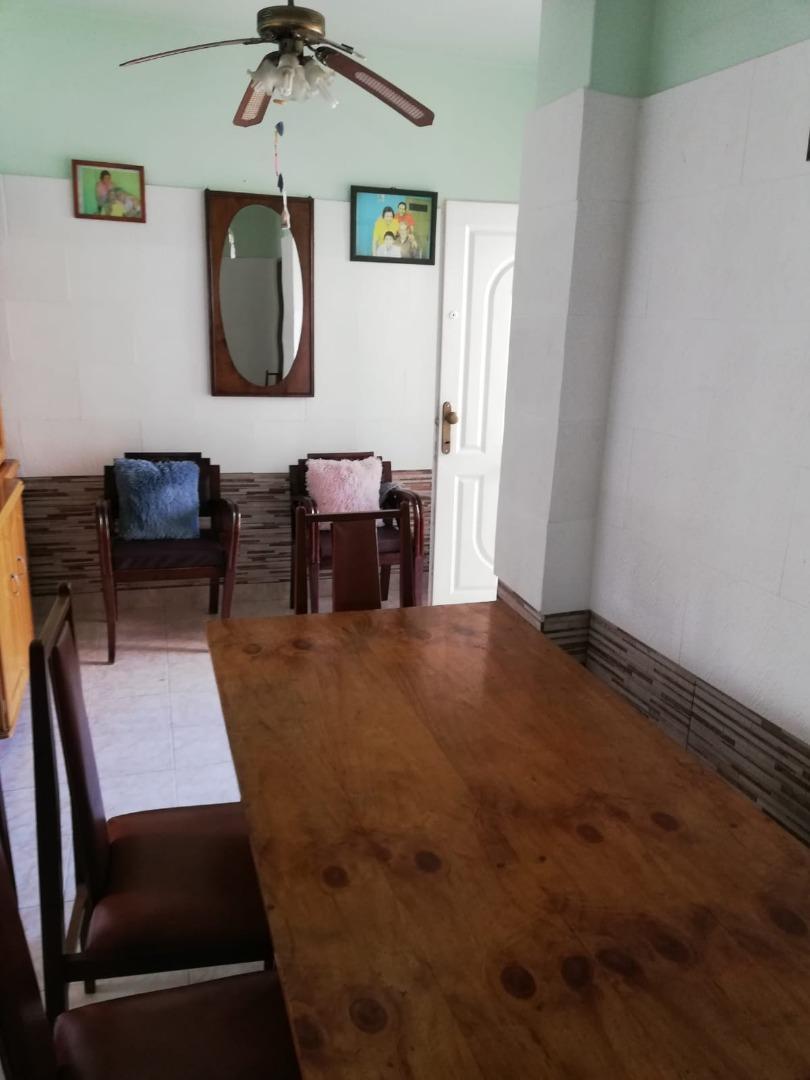 Casa 3 ambientes con 2 baños