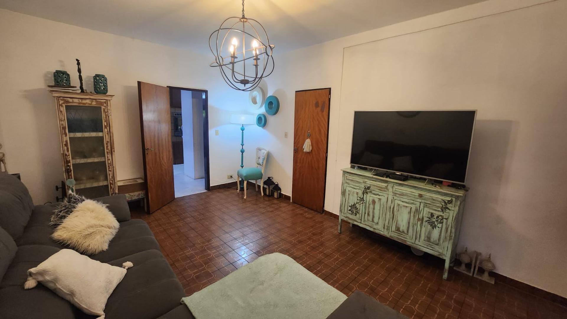 Casa en Venta en Monte Grande, USD 199.000