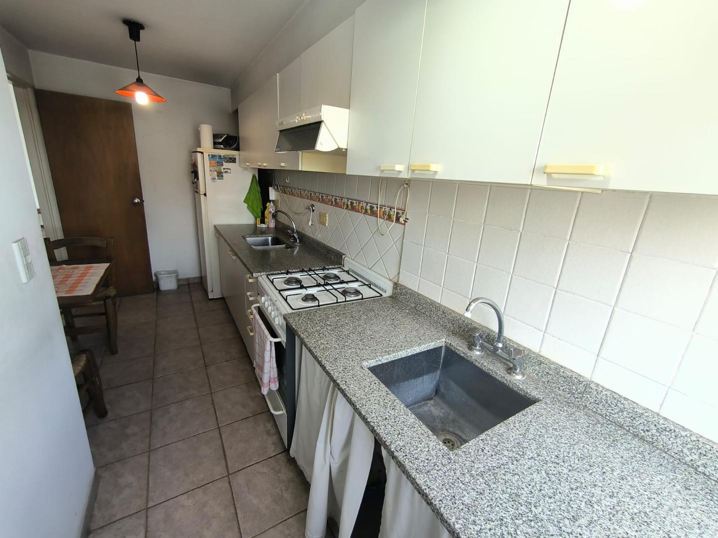 Departamento 3 ambientes con 1 baño