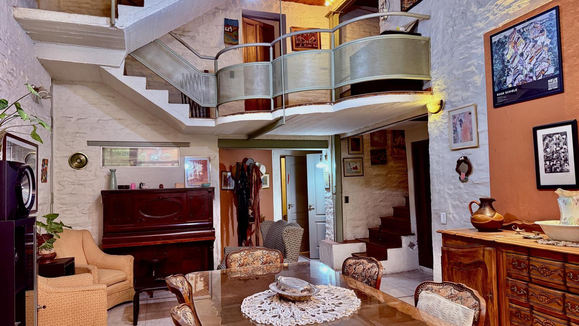 Casa en Venta con 1 cochera