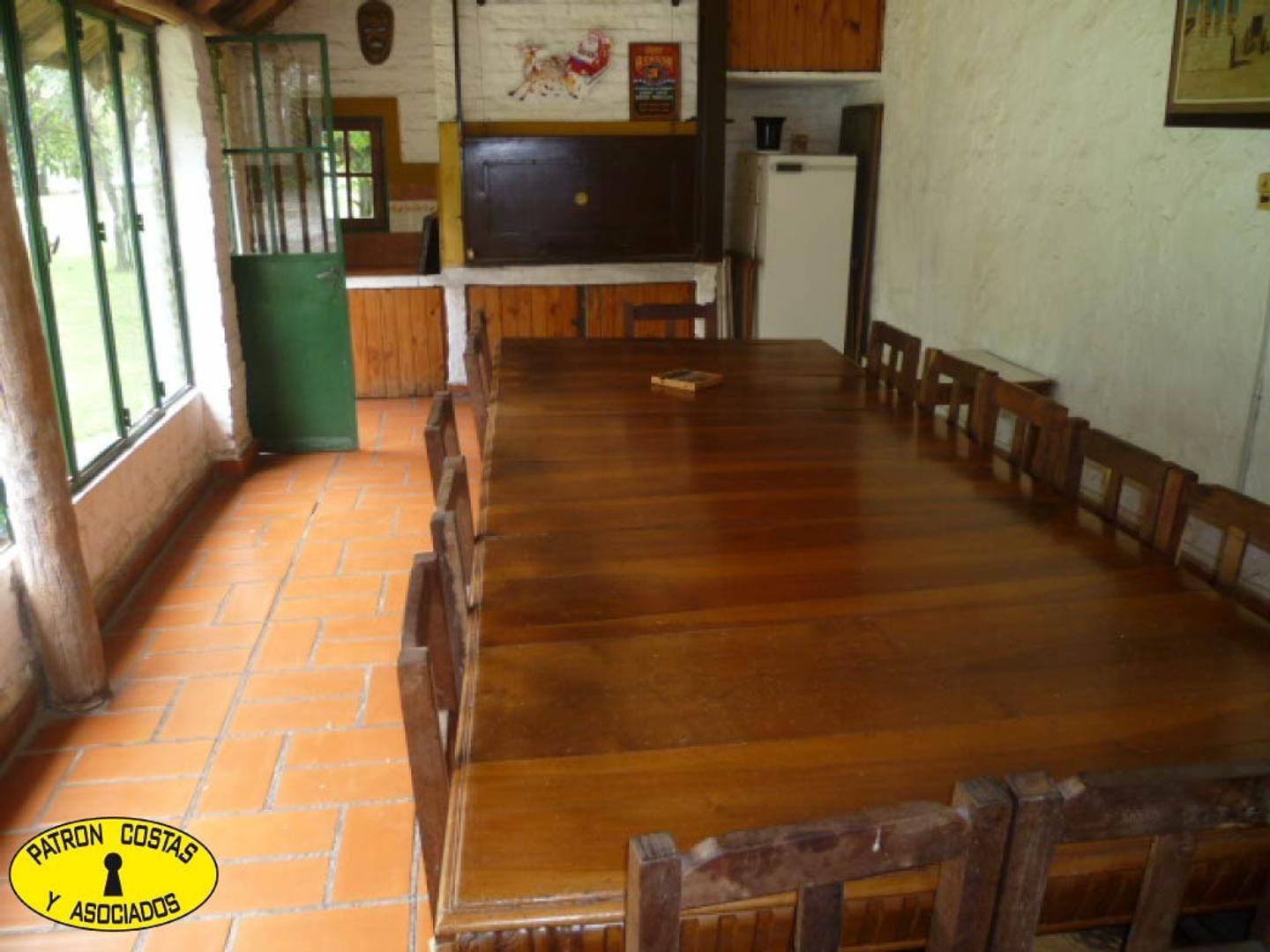 1888GA- CASA QUINTA 2800 M2, PILETA, PADDLE en OPEN DOOR