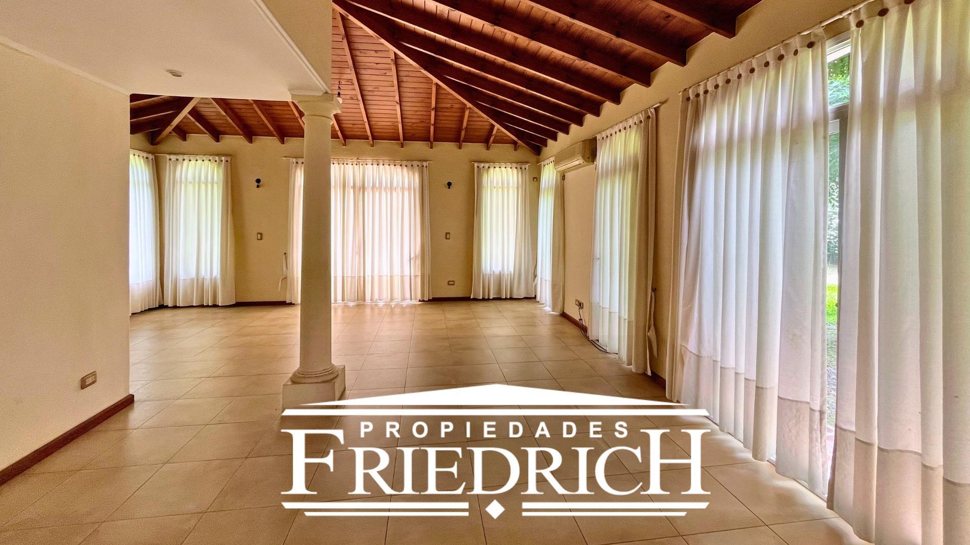 Casa en Venta en Cardenal Del Monte, USD 195.000
