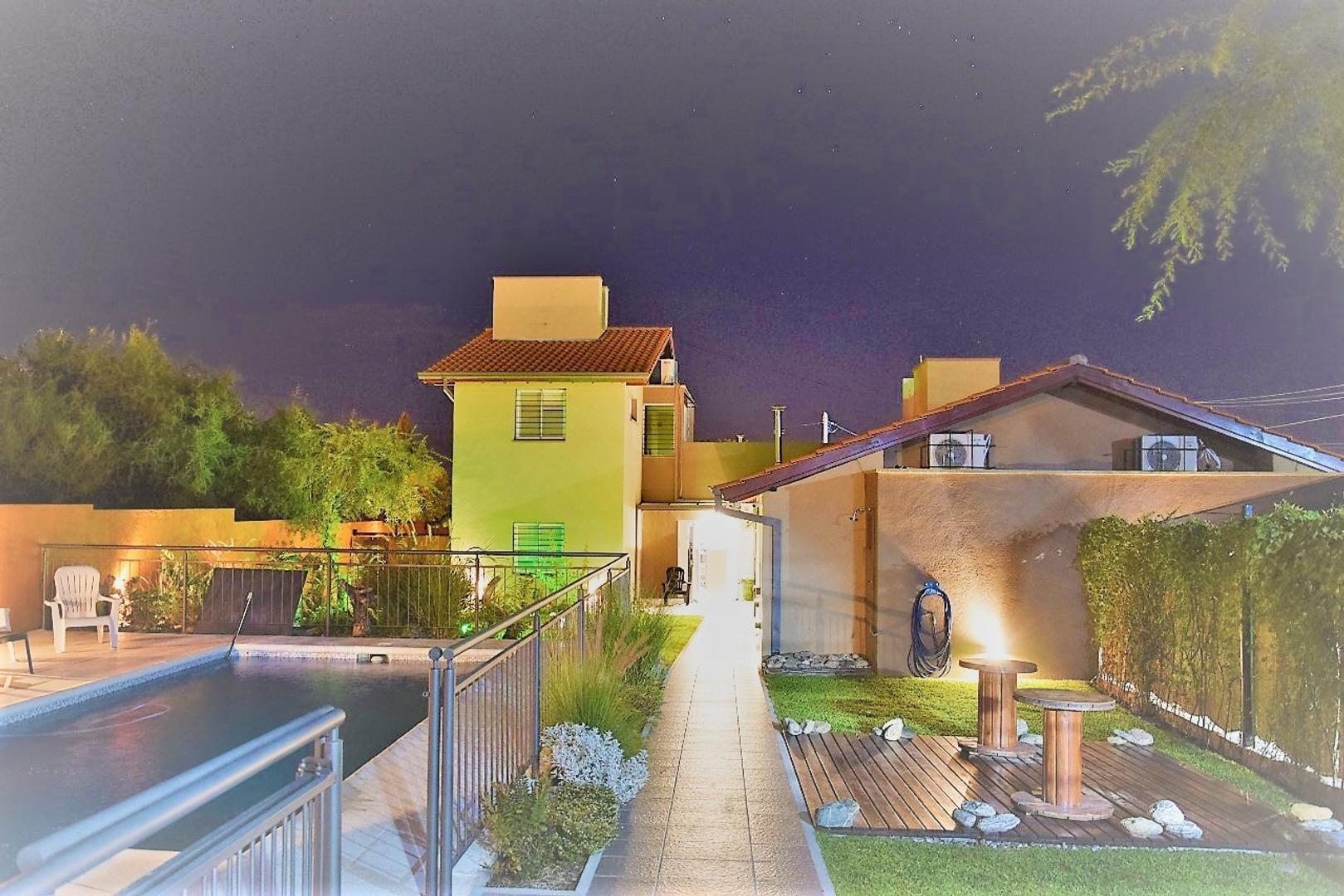 Hotel en Venta en Av del Sol, USD 410.000