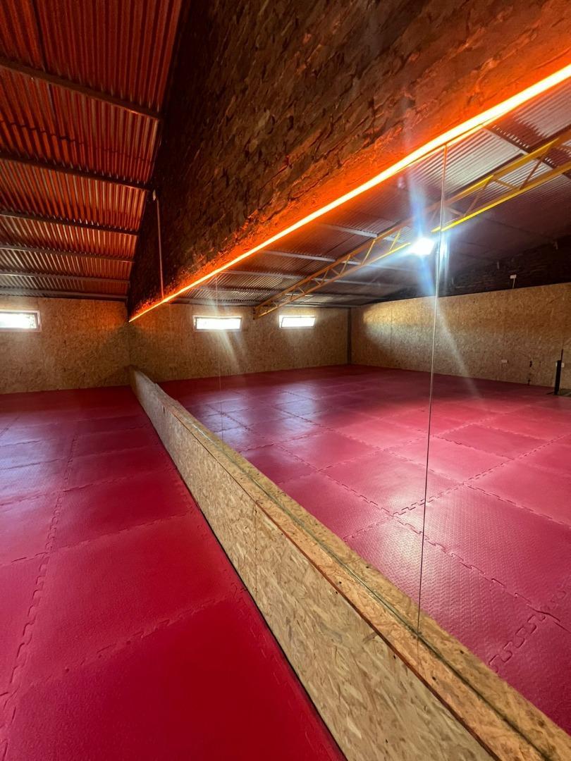 Local en Alquiler en Ituzaingo Sur, USD 600