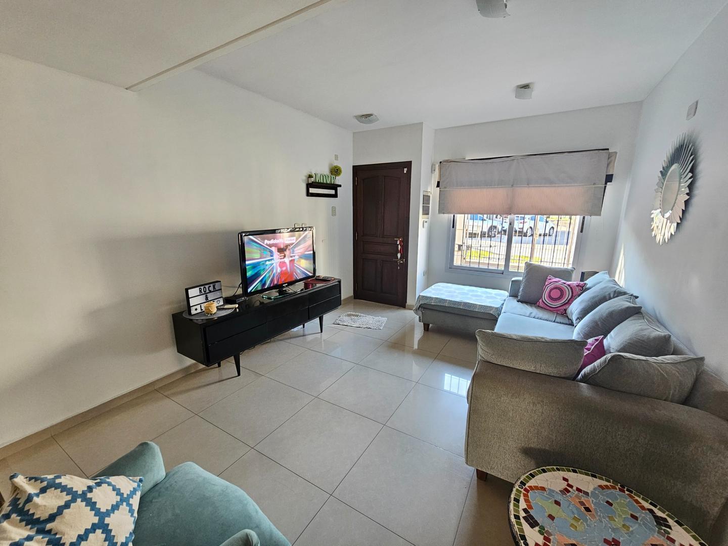 Depto Tipo Casa en Venta en Ituzaingo Norte, USD 149.000