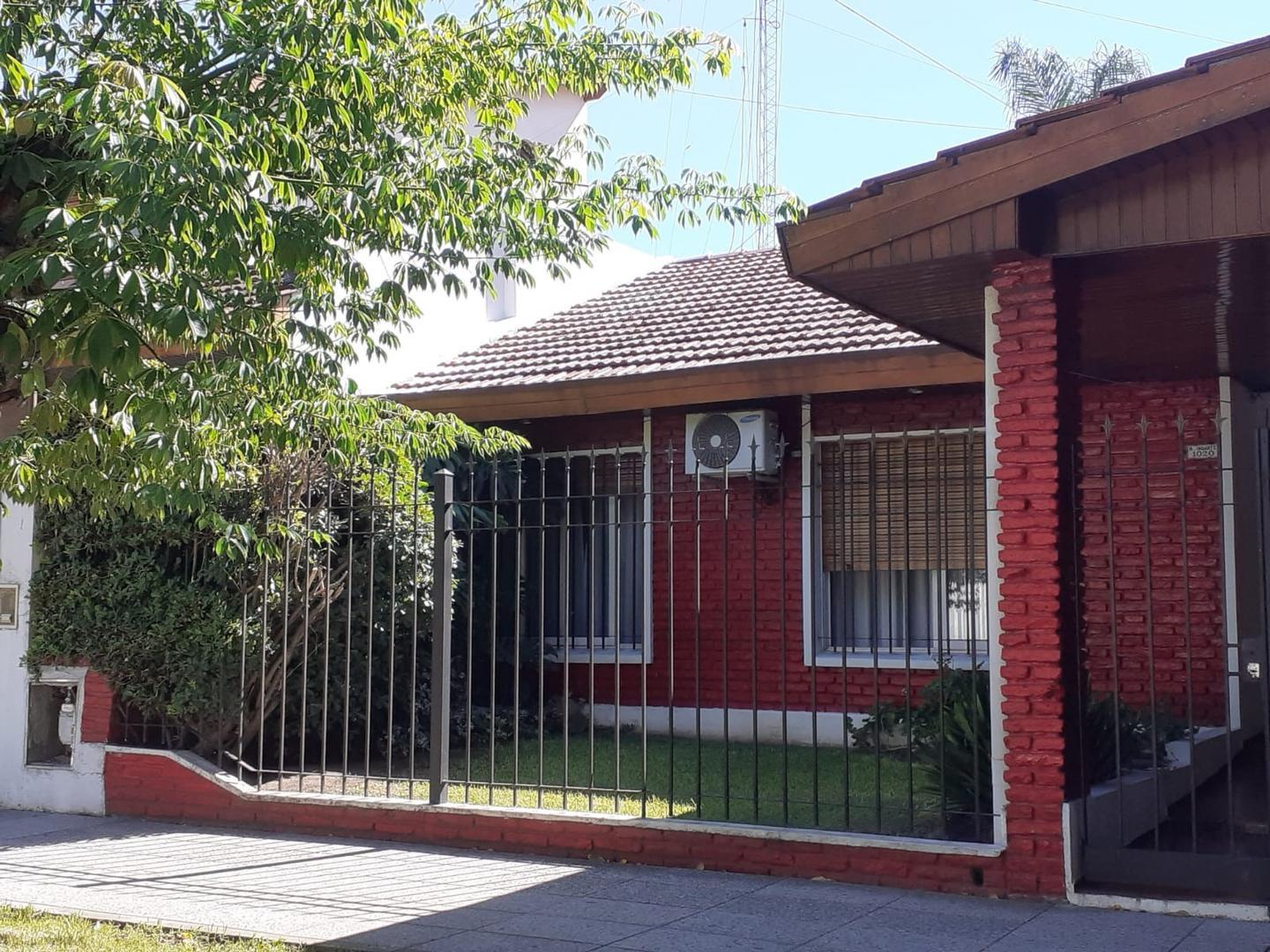 chalet 4 ambientes venta villa luzuriaga