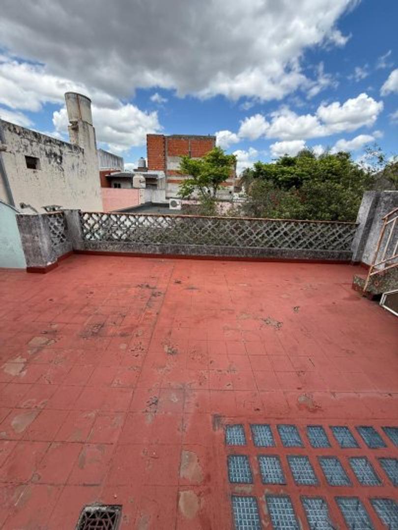 Lisandro de la Torre 5100 , Piso 0