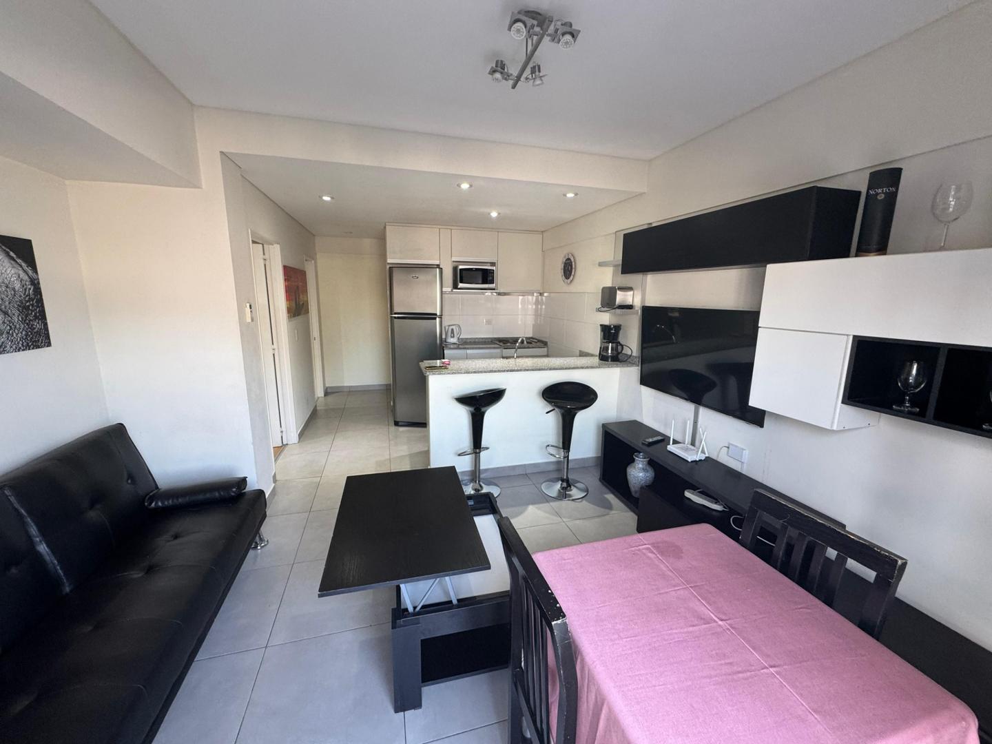 Departamento 2 ambientes con 2 baños