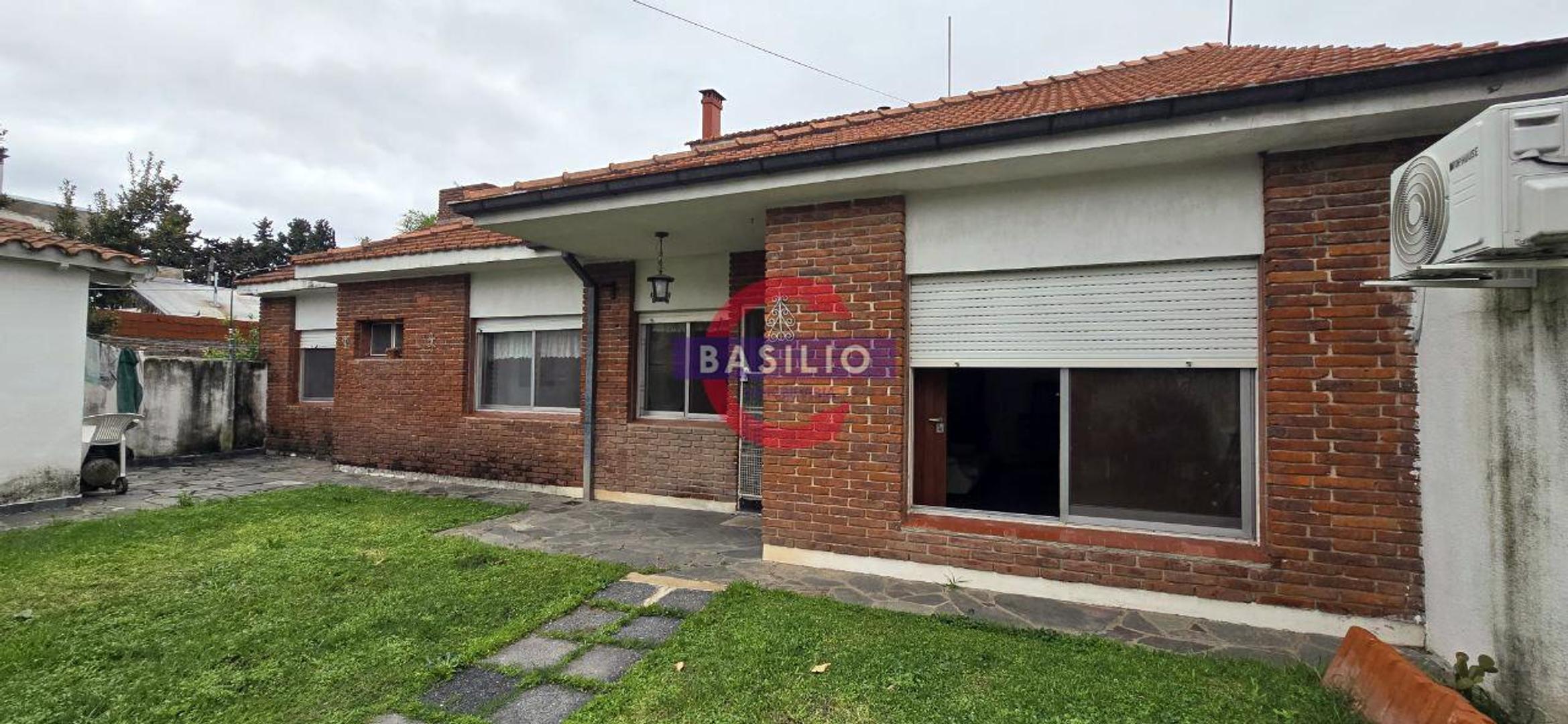 Dr. Marcos Sastre al 3800