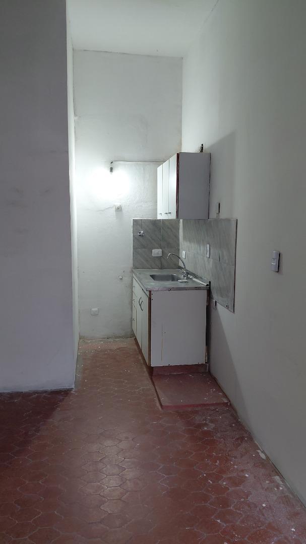 Departamento en Alquiler en Temperley, $ 380.000