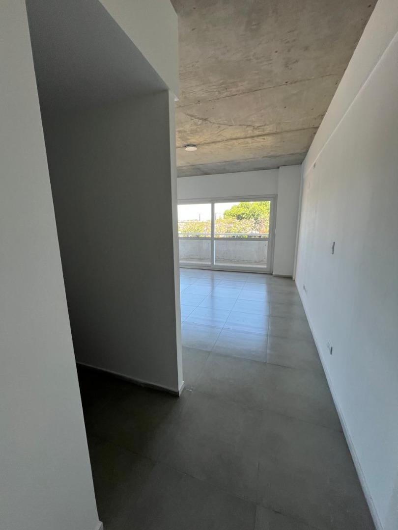 Departamento en Alquiler en Villa Martelli, USD 700