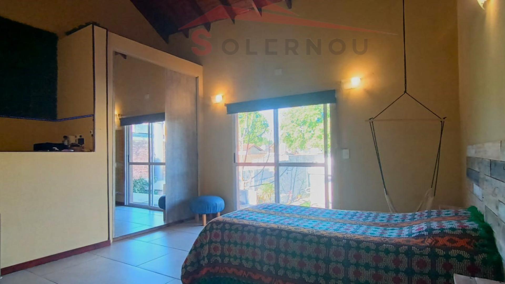 PH TIP0 CASA  VENTA 7 AMB LOMAS ZAMORA PARQUE Y  PARRILLA