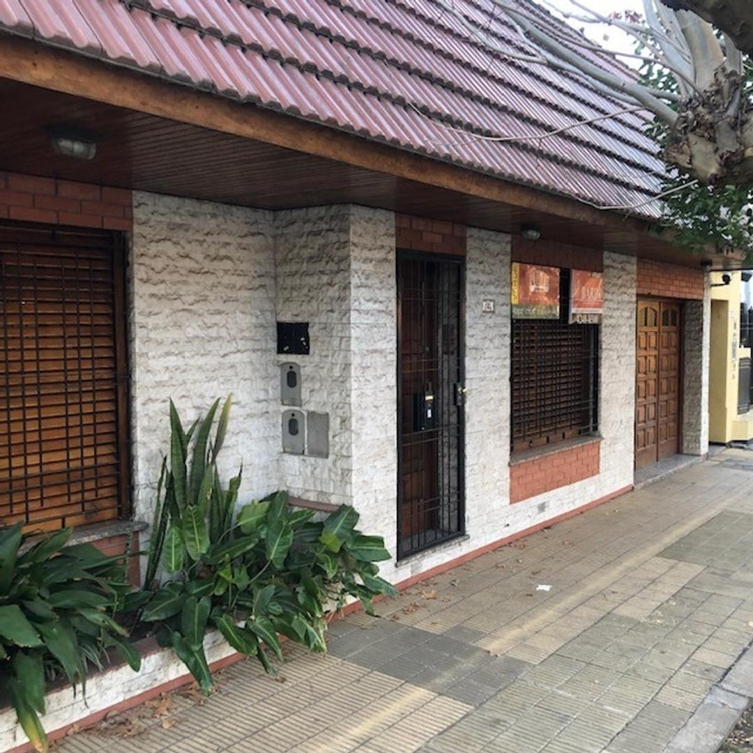 Casa en Venta en Banfield, USD 300.000