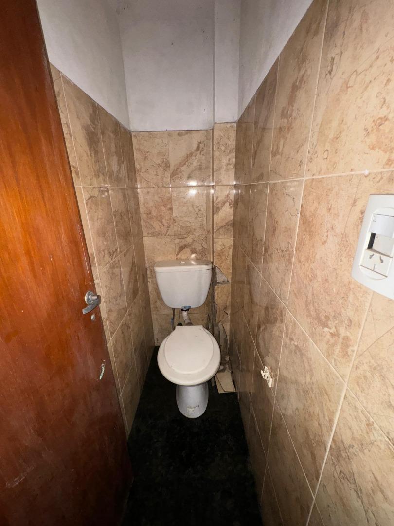 Casa en Venta en Isidro Casanova, USD 200.000