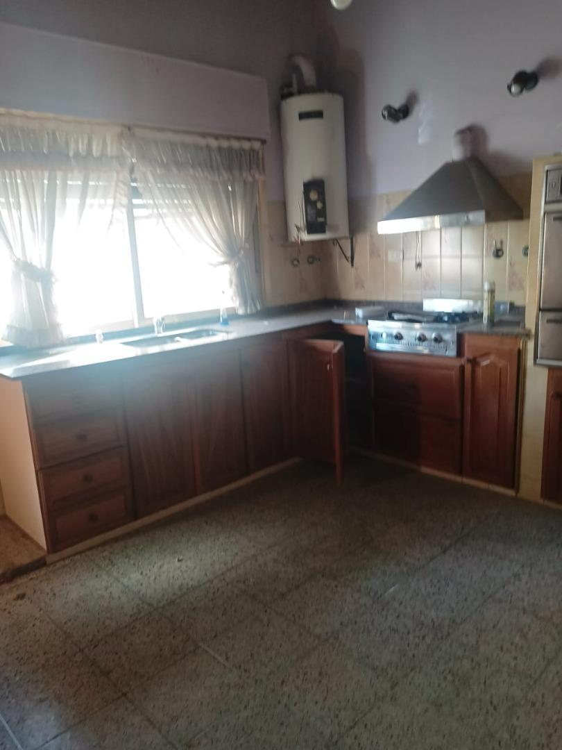 Depto Tipo Casa en Venta en Temperley, USD 54.000