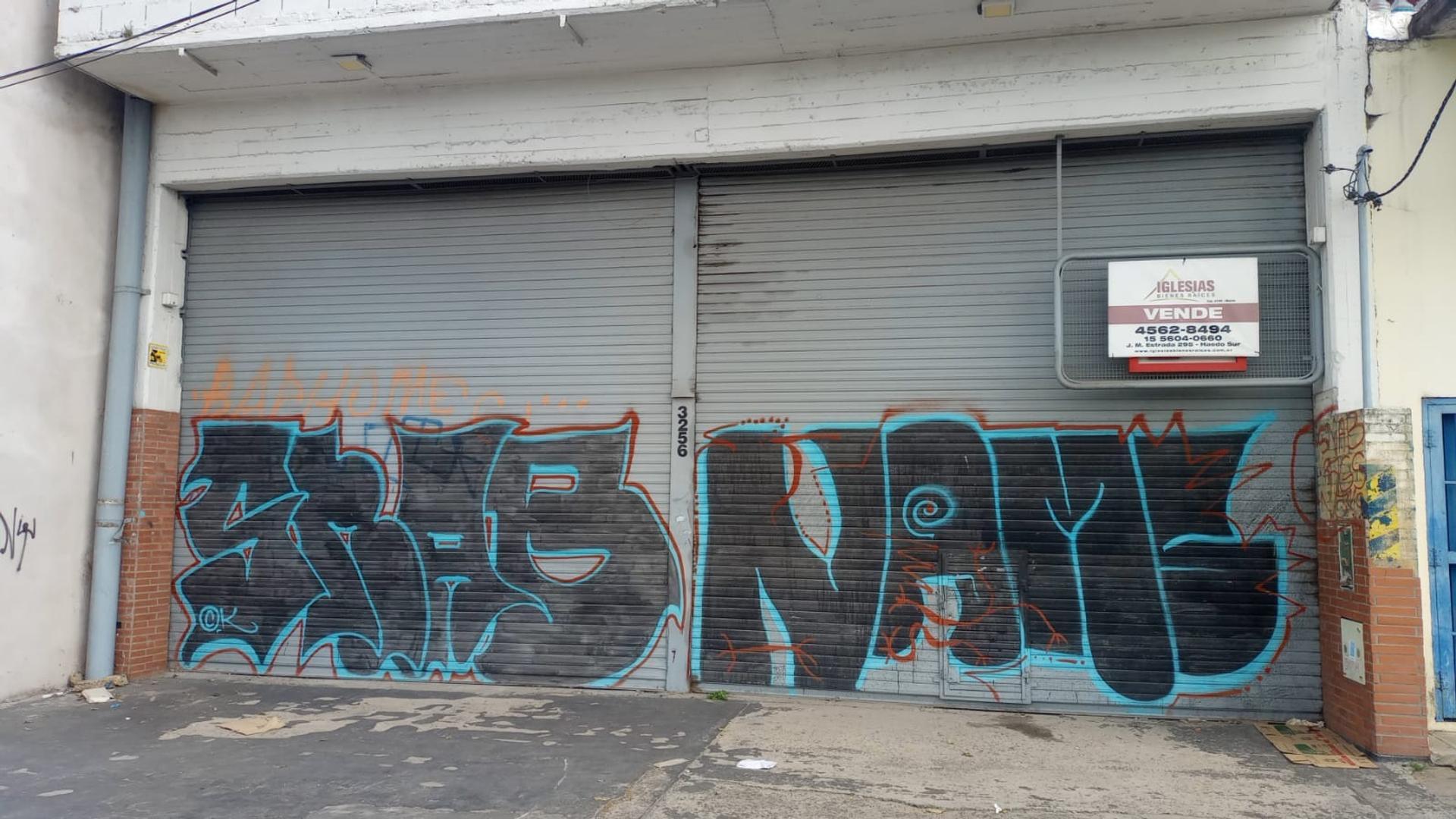 Galpón salida a dos calles 780mts2cubiertos - Haedo