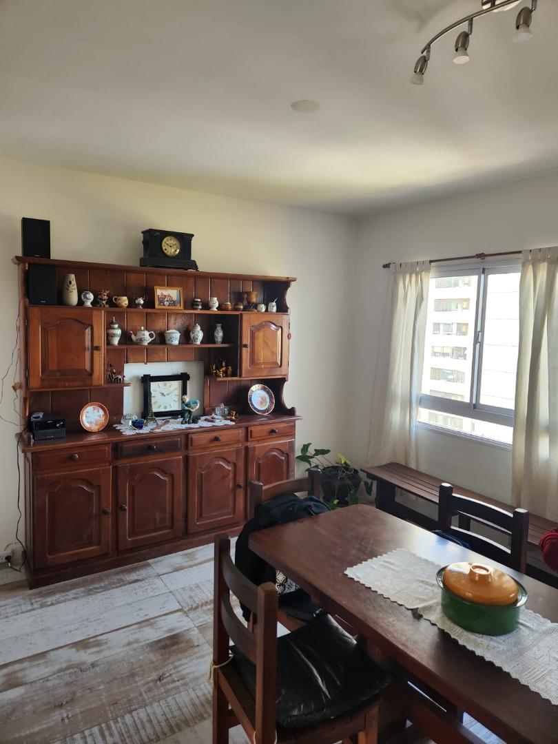 Rivadavia 4069 , Piso 8