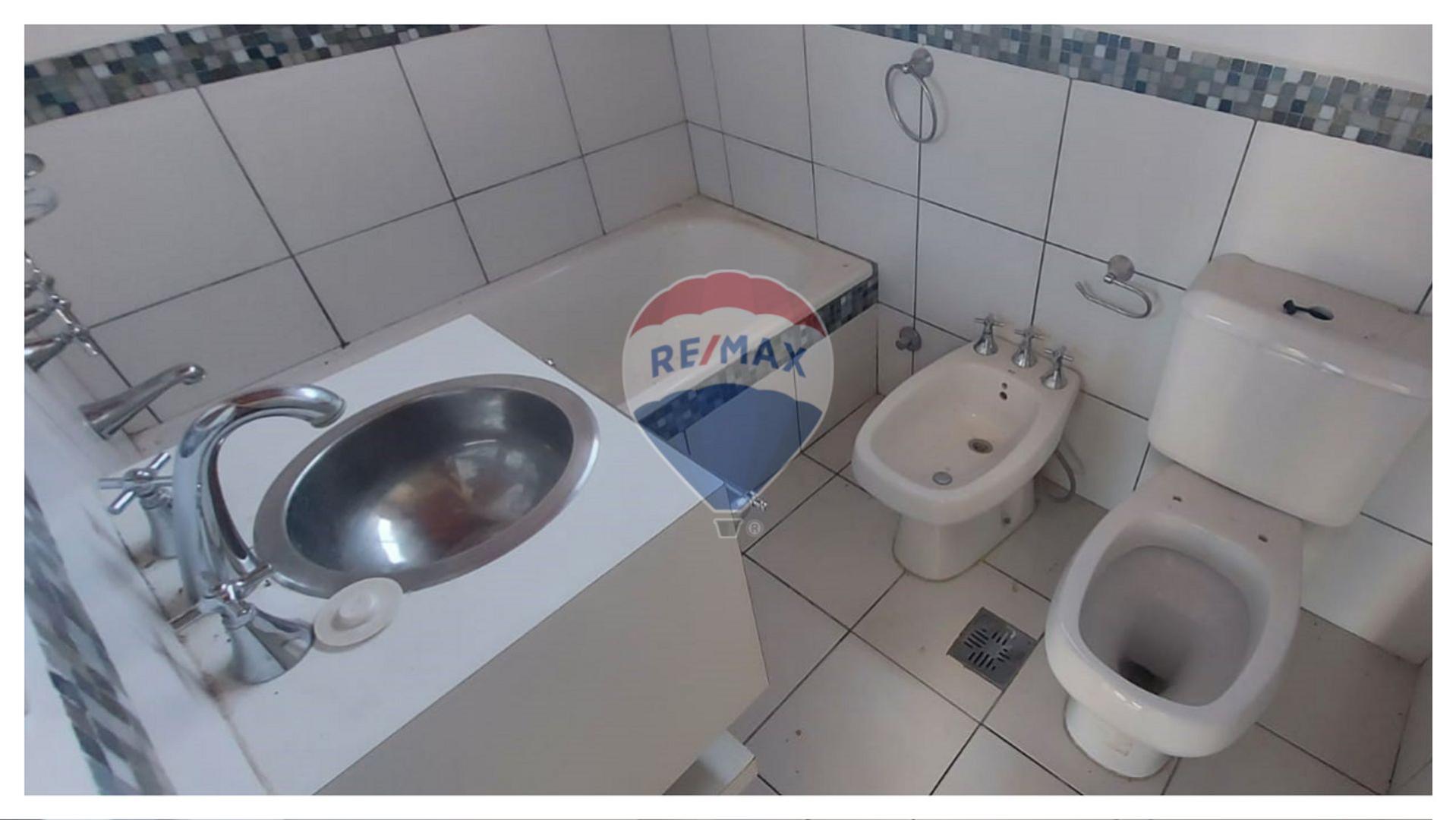 VENTA DEPARTAMENTO MONOAMBIENTE. BERNAL CENTRO