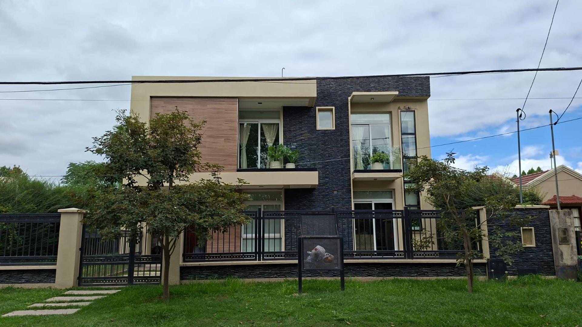 Casa en alquiler Barrio Privado Los Olmos