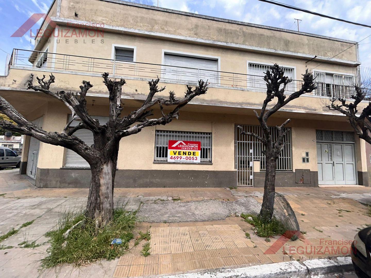 (LEG-1726) PAGOLA  al 200 - 3 VIVIENDAS + 2 LOCALES - MULTIFAMILIAR